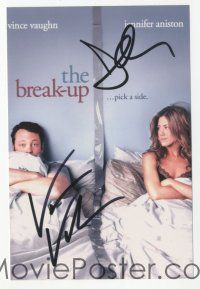 1r0784 BREAK-UP signed color 4x6 REPRO still '00s by Vince Vaughn, Jennifer Aniston in seperated bed