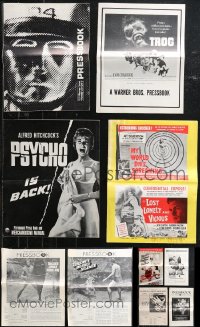 1d0559 LOT OF 10 UNCUT HORROR/SCI-FI/FANTASY PRESSBOOKS 1960s-1980s advertising for several movies!