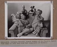 #021 MARIANNE EDWARDS WITH DOLLS candid 8x10 