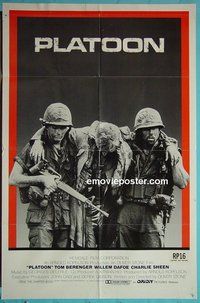 Q367 PLATOON int'l 'wounded' style one-sheet movie poster '86 Stone, Sheen