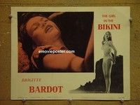 Z504 GIRL IN THE BIKINI lobby card #4 '58 sexy Brigitte Bardot!