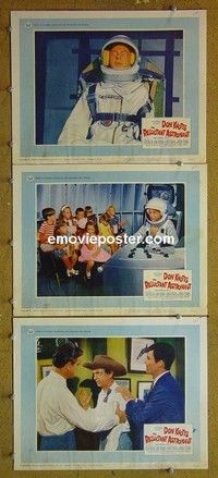 Y929 RELUCTANT ASTRONAUT 3 lobby cards '67 Don Knotts