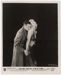 1r090 PRINCE & THE SHOWGIRL 8x10 '57 classic c/u of Laurence Olivier nuzzling sexy Marilyn Monroe!