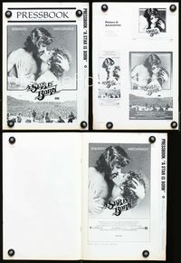 2k963 STAR IS BORN movie pressbook '77 Kris Kristofferson, Barbra Streisand, Gary Busey