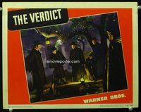 3b669 VERDICT LC #5 '46 creepy image of Peter Lorre, Sydney Greenstreet & others digging up grave!