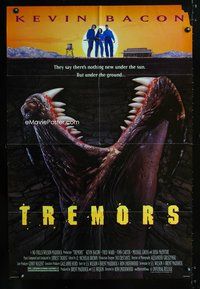 3g904 TREMORS ds one-sheet '90 Kevin Bacon, Fred Ward, great sci-fi horror image of monster worm!