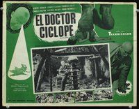 3w366 DOCTOR CYCLOPS Mexican lobby card R50s Schoedsack, border art of woman being smashed by giant!