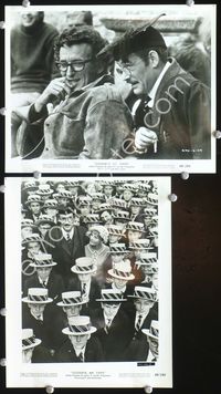 3y450 GOODBYE MR. CHIPS 2 8x10 movie stills '70 candid of Peter O'Toole w/director & w/Petula Clark!