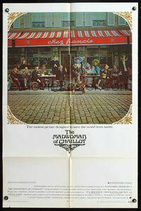 5d451 MADWOMAN OF CHAILLOT 1sh '69 Katharine Hepburn & other cast members sitting outside cafe!