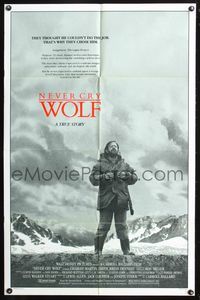 5d515 NEVER CRY WOLF 1sh '83 Walt Disney, great image of Charles Martin Smith alone in wild!