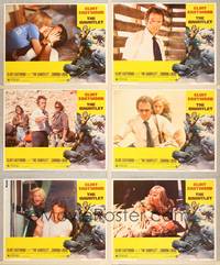 8b897 GAUNTLET 6 LCs '77 Clint Eastwood & Sondra Locke are in the middle of it all!