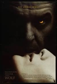 8c566 WOLF DS advance 1sh '94 Jack Nicholson, Michelle Pfeiffer, the animal is out!