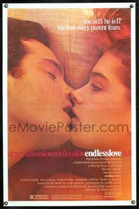 1v231 ENDLESS LOVE 1sh '81 great kiss close up of sexy Brooke Shields & Martin Hewitt!