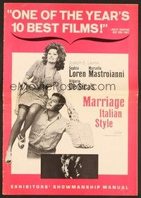 5j642 MARRIAGE ITALIAN STYLE pressbook '64 de Sica's Matrimonio all'Italiana, Loren, Mastroianni