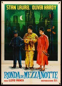 6f137 MIDNIGHT PATROL Italian 1p R50s wacky art of Stan Laurel & Oliver Hardy in pajamas with cop!