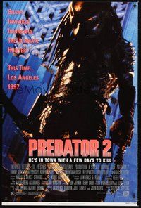 6h403 PREDATOR 2 1sh '90 great full-length image of alien hunter in L.A.!