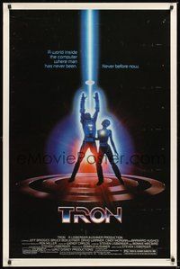 6h527 TRON 1sh '82 Walt Disney sci-fi, Jeff Bridges in a computer, cool special effects!