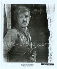 6k195 BUTCH CASSIDY & THE SUNDANCE KID 8x10 still '69 close up of Robert Redford holding gun!