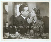 6k208 CASABLANCA 8x10 still '42 Humphrey Bogart tells Ingrid Bergman 'Here's looking at you kid!'