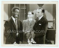 6k216 CHARLIE McCARTHY DETECTIVE 8x10 still '39 Edgar Bergen & dummy smiling at Ray Turner!