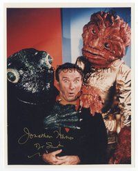 6s319 JONATHAN HARRIS signed color 8x10 REPRO still '90s as Dr. Smith w/ aliens from Lost in Space
