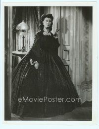 6s003 VIVIEN LEIGH signed 11.25x14.5 still '39 full-length portrait from Gone with the Wind!