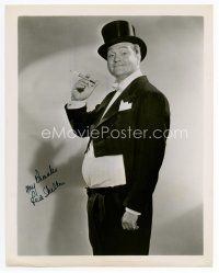 6s214 RED SKELTON signed 8x10 TV still '51 in wacky suit from premiere of his TV show!