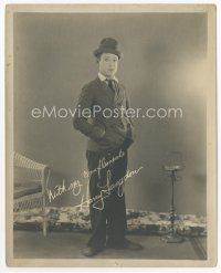 7f193 HARRY LANGDON deluxe 8x10 still '26 full-length with hands in pockets & facsimile signature!