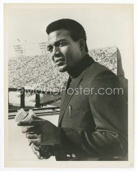 7f279 JIM BROWN 8x10 still '68 great close portrait of the star at football game from The Split!