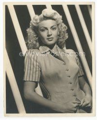 7f330 LANA TURNER deluxe 8x10 still '40s great waist-high portrait of the sexy blonde actress!