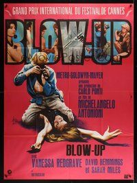 7h388 BLOW-UP French 1p R70s Antonioni, art of David Hemmings straddling Verushka by Kerfyser!