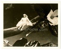 1m813 YOU'RE A SWEETHEART deluxe 8x10 key book still '37 great image of Alice Faye on giant flower!