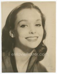 7t394 SUSAN STRASBERG signed deluxe 8.5x11 still '50s smiling close portrait of the pretty actress!