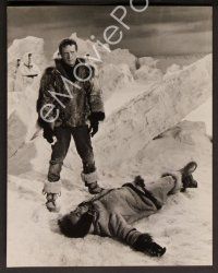 8k440 ICE STATION ZEBRA 2 8x10 stills '69 Rock Hudson in sub, Patrick McGoohan surrounded on ice!