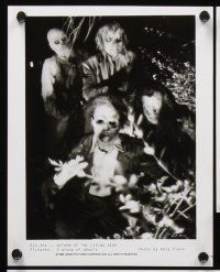 8k876 RETURN OF THE LIVING DEAD presskit '85 they're back from the grave and ready to party!