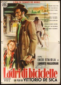 8p329 BICYCLE THIEF Italian 2p R55 Vittorio De Sica's classic Ladri di biciclette, great art!