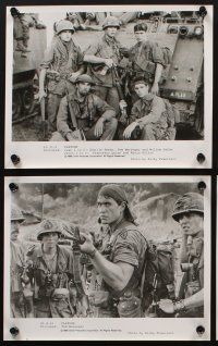 1x917 PLATOON presskit w/ 12 stills '86 Oliver Stone, Tom Berenger, Willem Dafoe, Vietnam War!