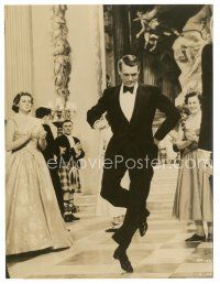 7j755 INDISCREET 7.25x9.5 still '58 Ingrid Bergman claps as Cary Grant does a Scottish dance!