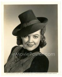 7j810 KAY LESLIE 8x10 still '40 head & shoulders smiling portrait wearing cool hat!