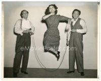 7j813 KENTUCKY MOONSHINE candid 8x10 still '37 Jimmy & Harry Ritz help Marjorie Weaver jump rope!