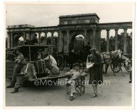 8k453 IDEAL HUSBAND candid 8x10 still '48 Alexander Korda dictates to his secretary at Hyde Park!