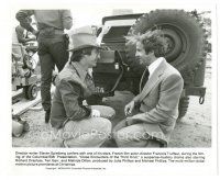 9t099 CLOSE ENCOUNTERS OF THE THIRD KIND candid 8x10 still '77 Steven Spielberg & Francois Truffaut