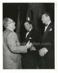 1h104 IT'S A GREAT FEELING candid 8x10 still '49 Dennis Morgan, & Jack Carson talk to director!