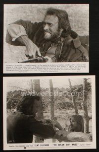 2r937 OUTLAW JOSEY WALES 2 7.5x9.5 stills '76 close up portraits of Clint Eastwood, one w/ Locke!