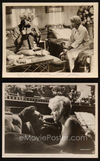 2r961 SOME LIKE IT HOT 2 8x10 stills '59 Marilyn Monroe kissing Tony Curtis, w/ Laurie Mitchell!