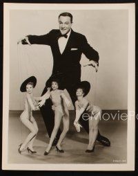 2r897 LES GIRLS 2 8x10 stills '57 Gene Kelly + sexy Mitzi Gaynor, Kay Kendall & Taina Elg!