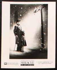 2r141 MIRACLE ON 34th STREET 12 8x10 stills '94 Richard Attenborough as Kris Kringle, Mara Wilson