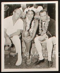 2r761 MUTINY ON THE BOUNTY 3 8x10 stills '62 candids of sexy Tahitian Tarita w/ Brando, Disneyland!