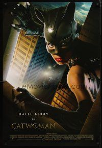 2z144 CATWOMAN int'l advance DS 1sh '04 great image of sexy Halle Berry in mask!