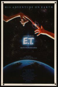 3p214 E.T. THE EXTRA TERRESTRIAL 1sh '82 Steven Spielberg classic, John Alvin art!